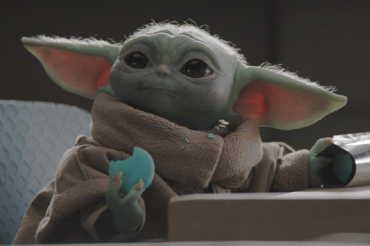 Grogu, sorprendido, en la serie "The Mandalorian" (Foto: Disney Plus)