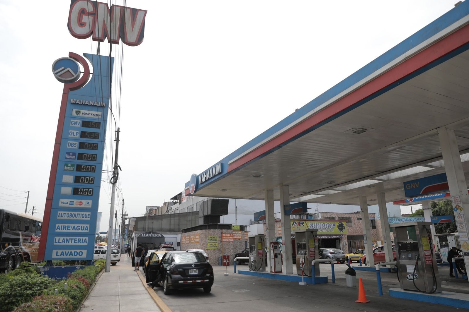 Persiste la incertidumbre sobre cuándo se restablecerá el suministro de GNV. Foto: Joel Alonzo.