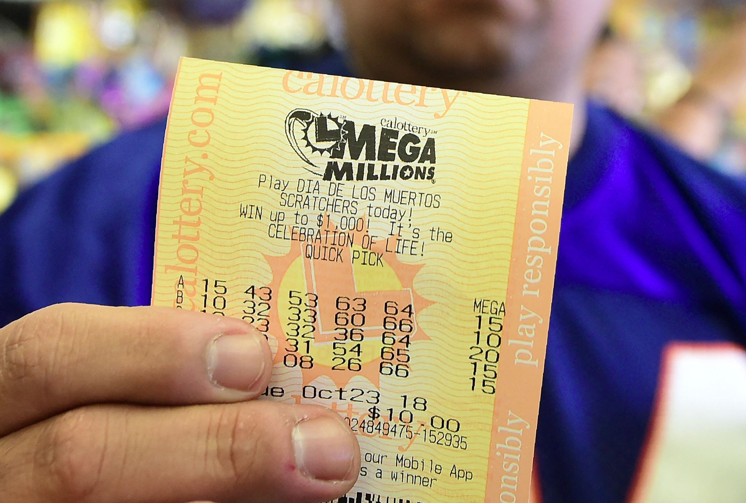 Revisa esta nota para que sepas en qué local de Chesapeake se compró el boleto de Mega Millions ganador de $2 millones. (Foto: Frederic J. BROWN / AFP)