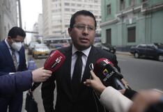 Abogado de fiscal Peralta dice que no es fiscalizador y por eso no preguntó donde está