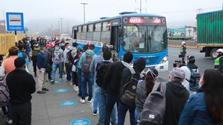 Transportistas levantan paro y saldrán a circular este miércoles a la espera del subsidio