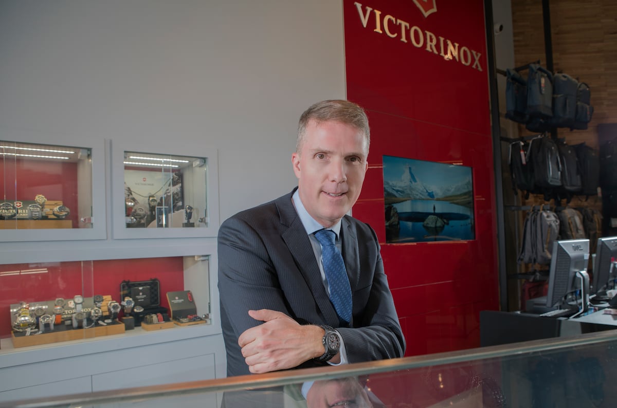 Victorinox, es una importante marca suiza reconocida por su relojería premium y su icónica navaja. // Karl Kieliger, General Manager Latam de Victorinox.