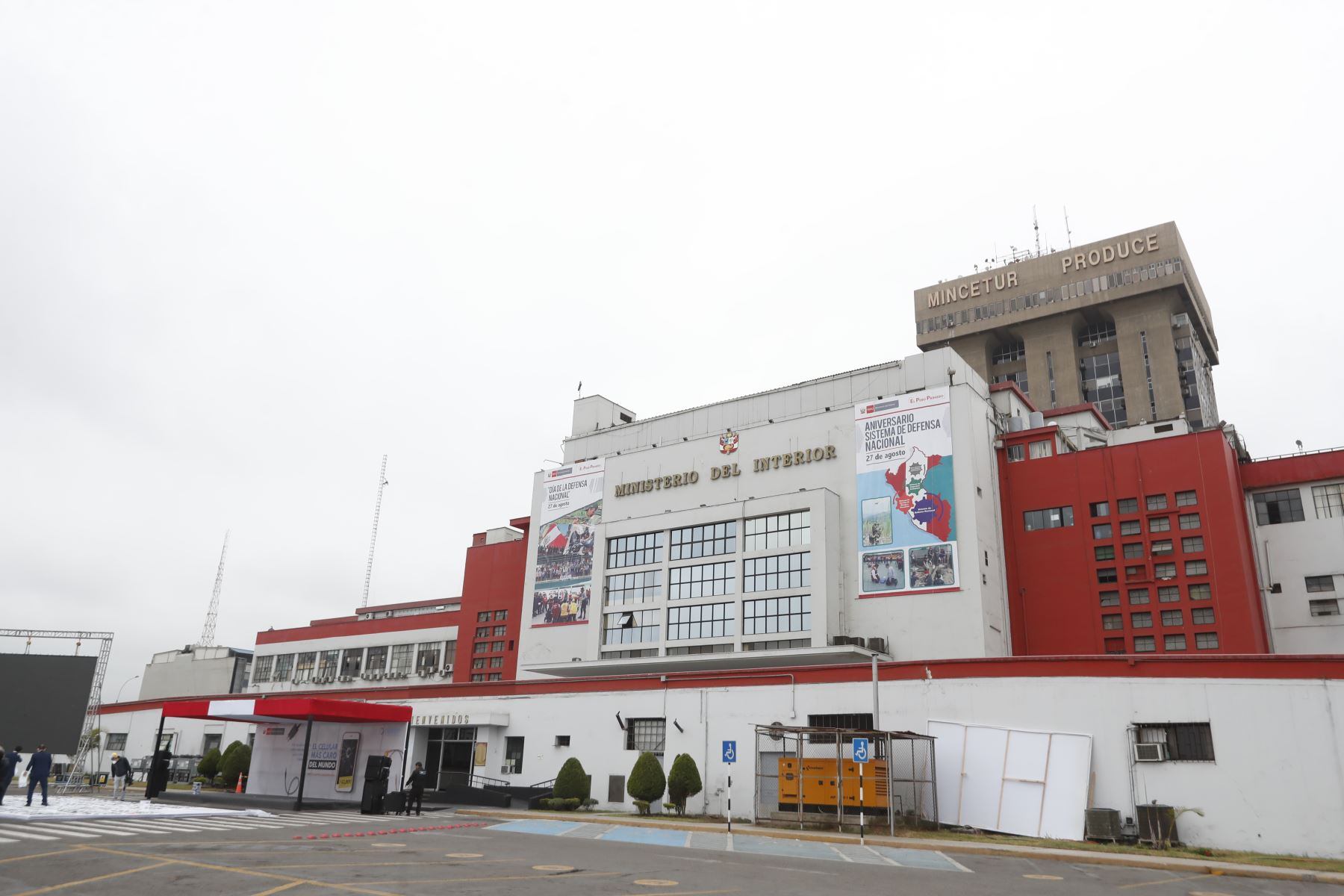 Mininter nombró al general Julio Díaz Zulueta como el nuevo viceministro de Seguridad Pública. (Foto: GEC)