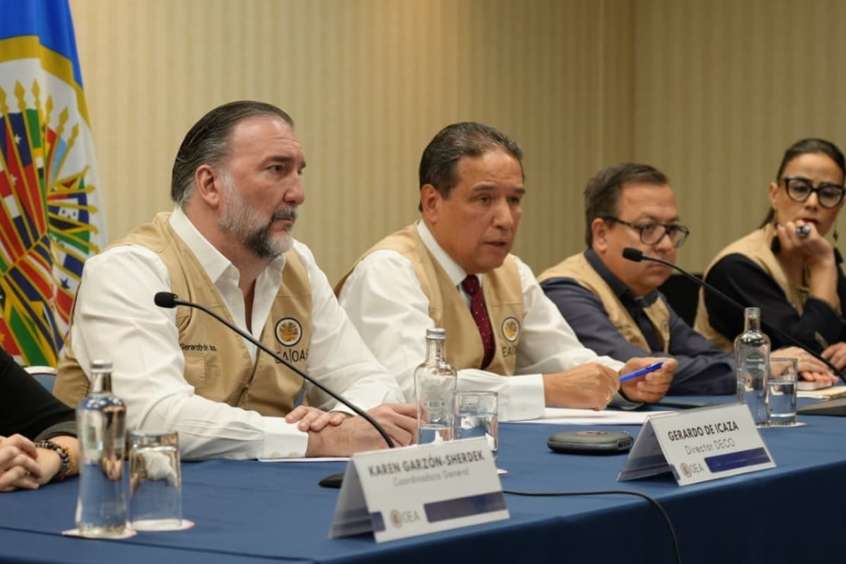 La Misión de la OEA desplegó a 92 observadores en todo el país y destacó que las autoridades electorales reforzaron la fiscalización para evitar los problemas reportados de la primera vuelta. (Foto: X/OEA)