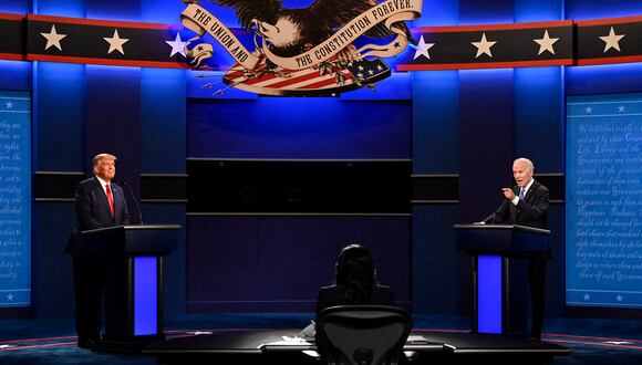 Biden y Trump debatirán el jueves durante 90 minutos. (Brendan SMIALOWSKI / AFP).