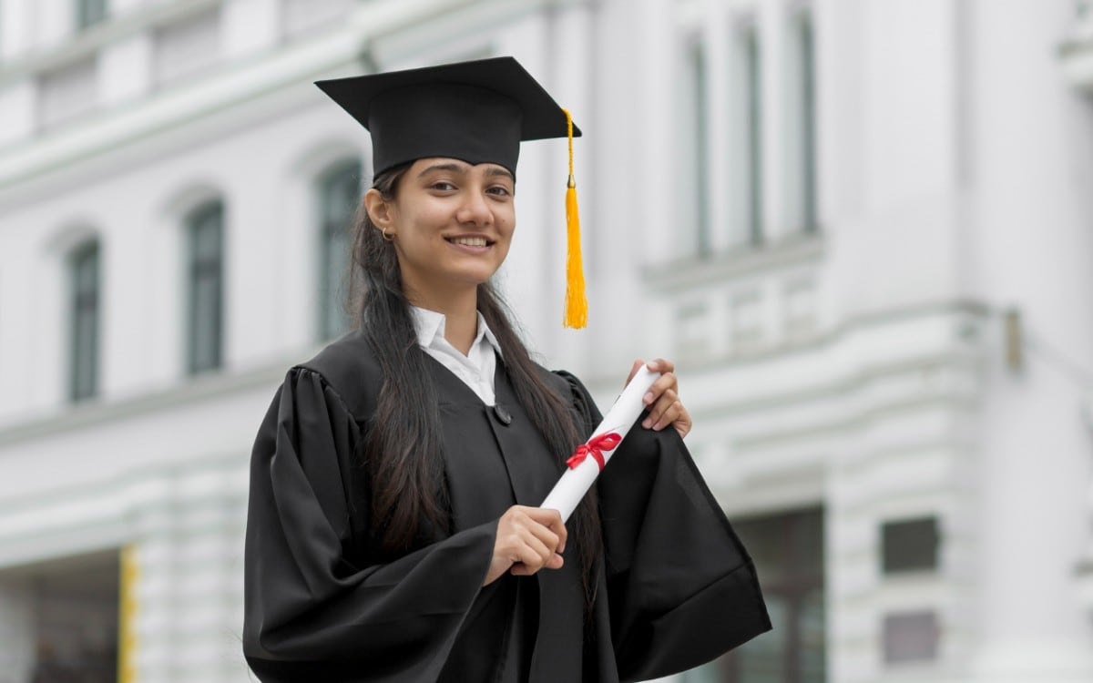 Un estudio revela que no todos los posgrados garantizan mayores ingresos y algunos incluso pueden generar pérdidas económicas. (Foto referencial: Freepik)