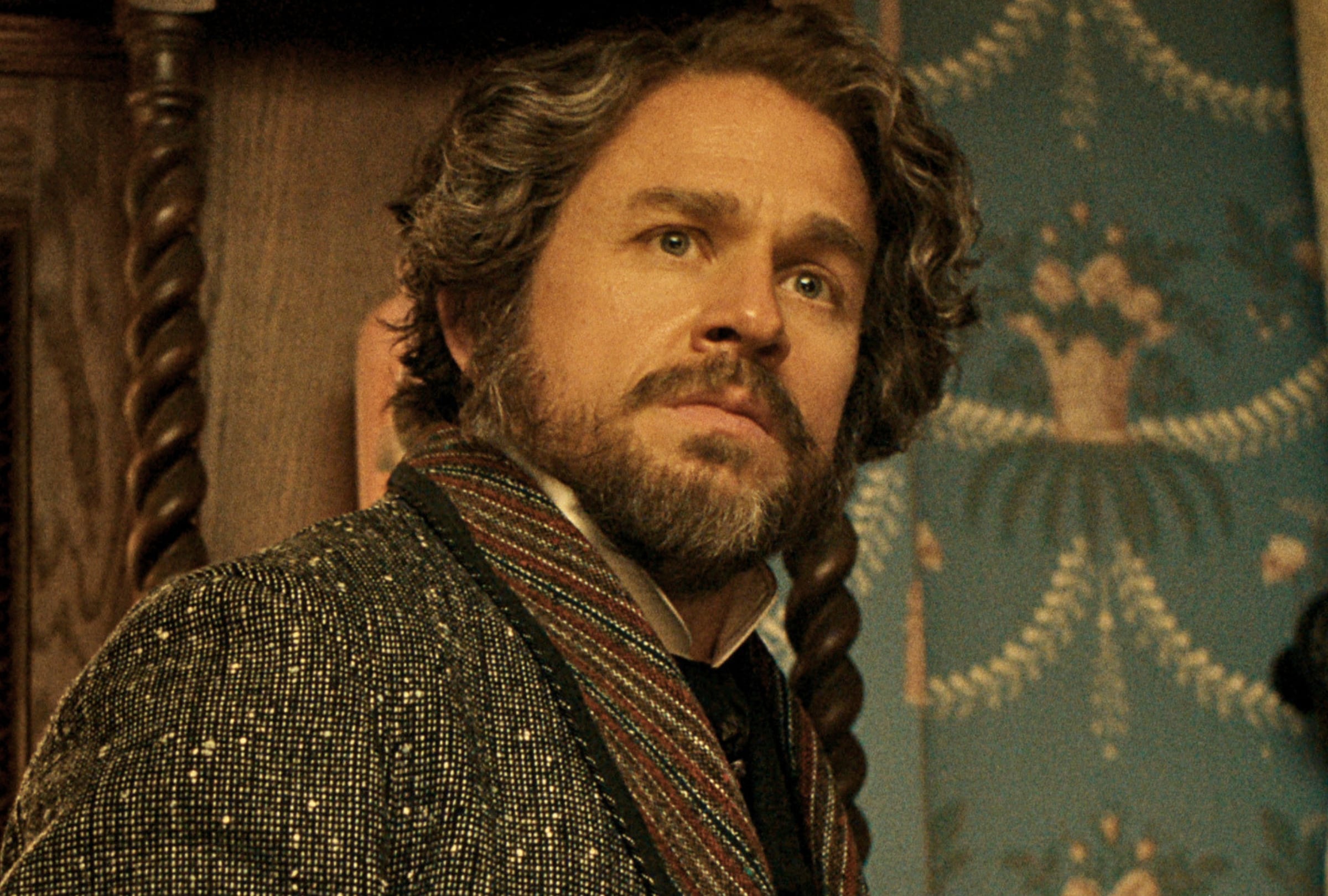 Charlie Hunnam como Andrew Borden en una escena de "Monster: The Lizzie Borden Story" (Foto: Ryan Murphy Productions / Prospect Films / Netflix)