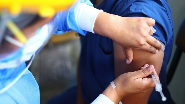 Minsa: alrededor de 5.5 millones de peruanos serían vacunados hasta julio