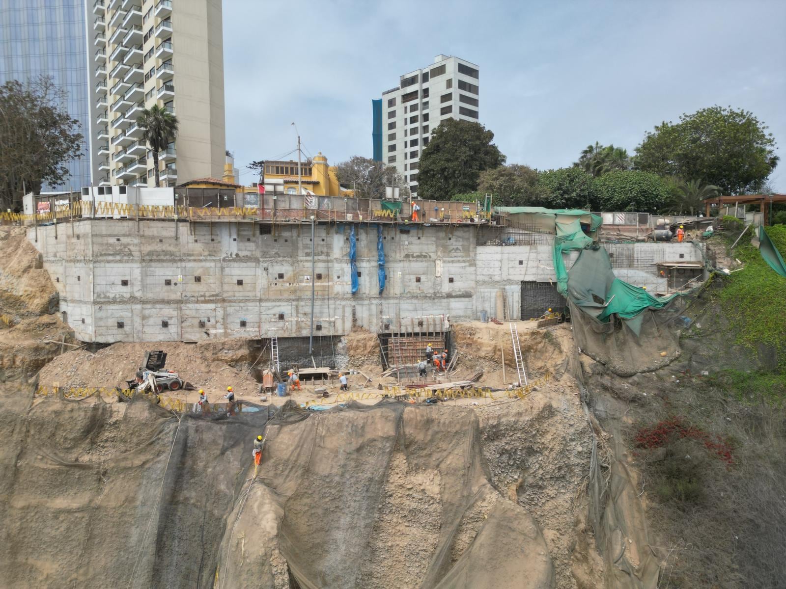 El teleférico de Miraflores apunta a ser una opción de transporte que reduzca tiempos de viaje y ayude a descongestionar el tráfico. Foto: GEC