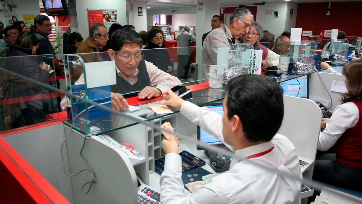 MEF ampliaría hasta el 2027 la exoneración de impuestos a los intereses de cuentas de ahorro