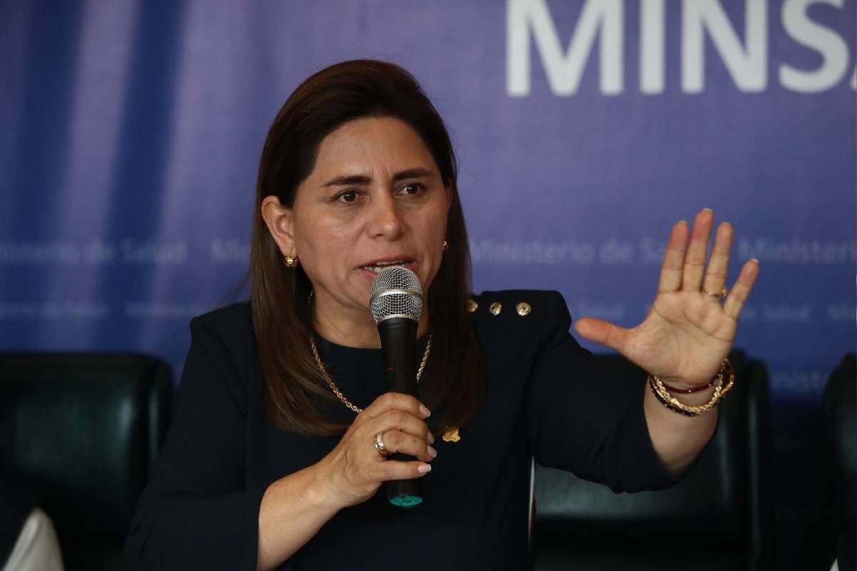 El gobierno dio por concluida la labor de Rosa Gutiérrez como presidenta ejecutiva de EsSalud.