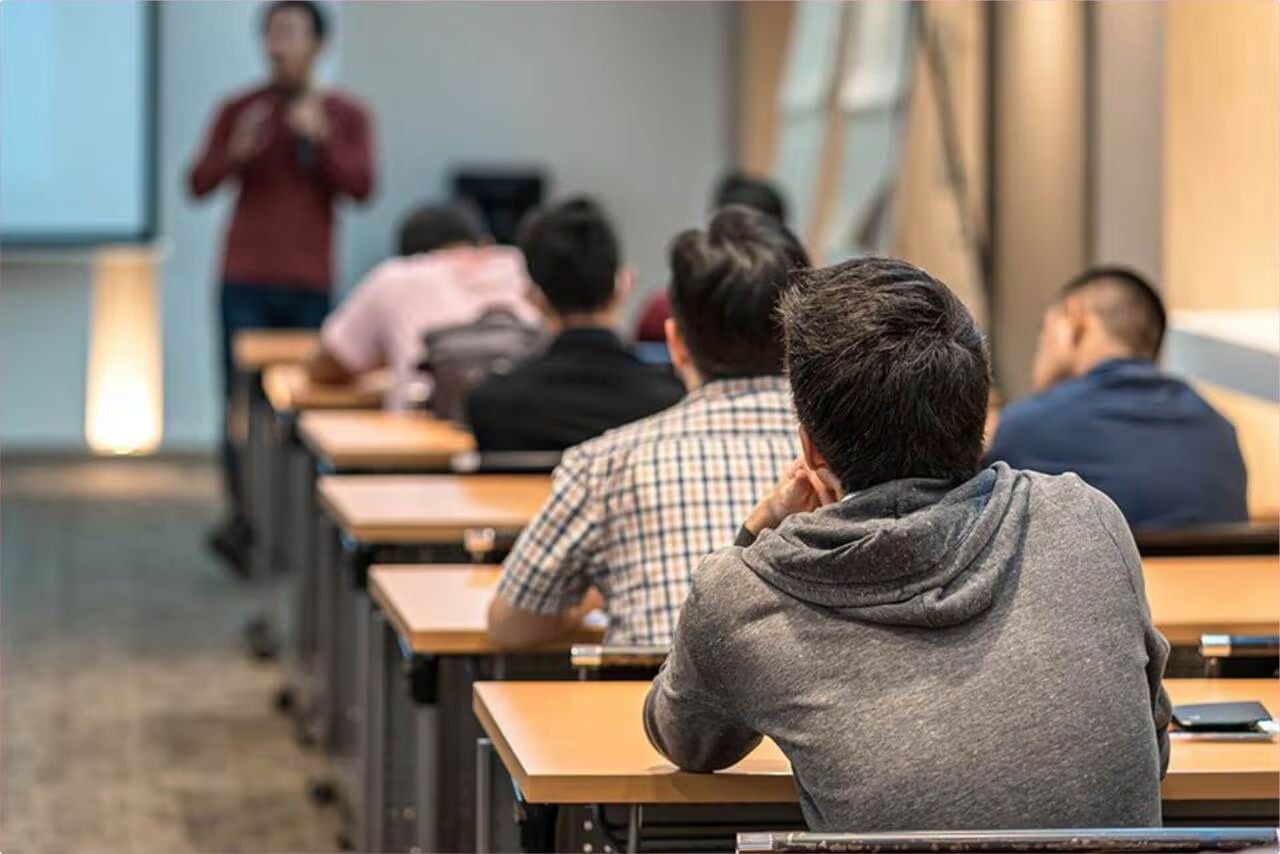 Un directorio es un grupo de personas que deben relacionarse como tales, con respeto mutuo, donde es fundamental que las opiniones de todos sean escuchadas, aunque no se compartan. (Foto: Andina)