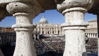 Vaticano reporta pequeño superávit en el 2012, pero menos donaciones