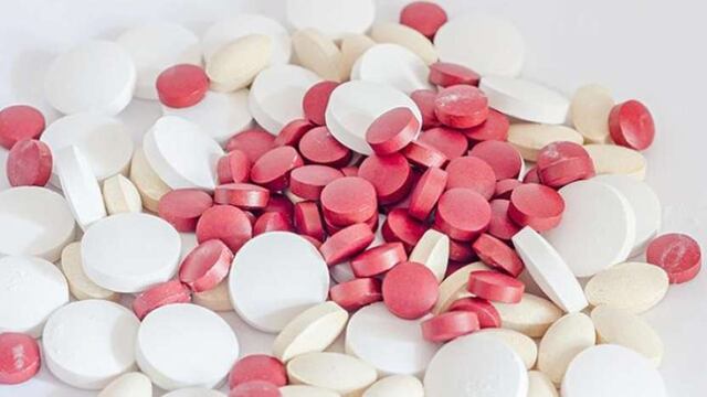 Nueva York denuncia a gigantes farmacéuticos por crisis de opiáceos