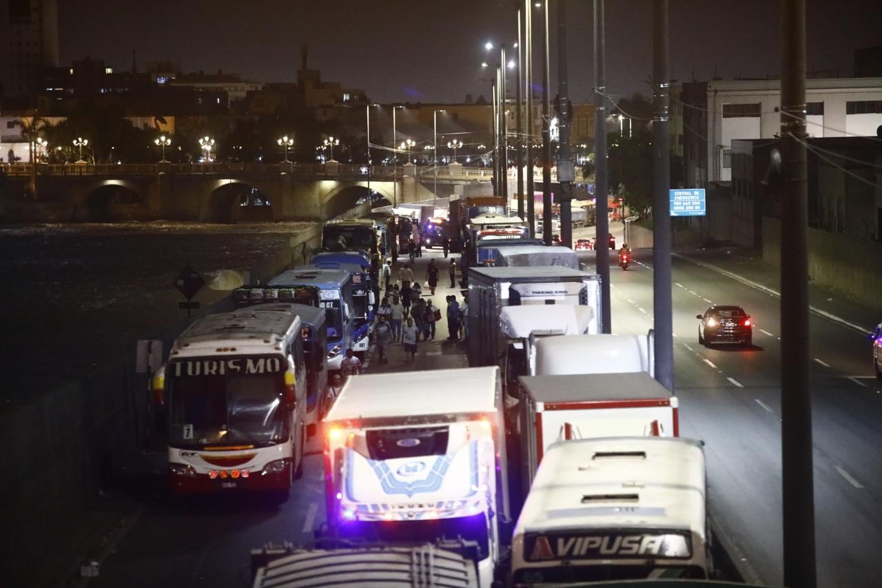 Congestión vehicular. Foto: César Grados/@photo.gec