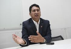 Vladimir Cerrón está en Lima y se entregará en las próximas horas, dice abogado