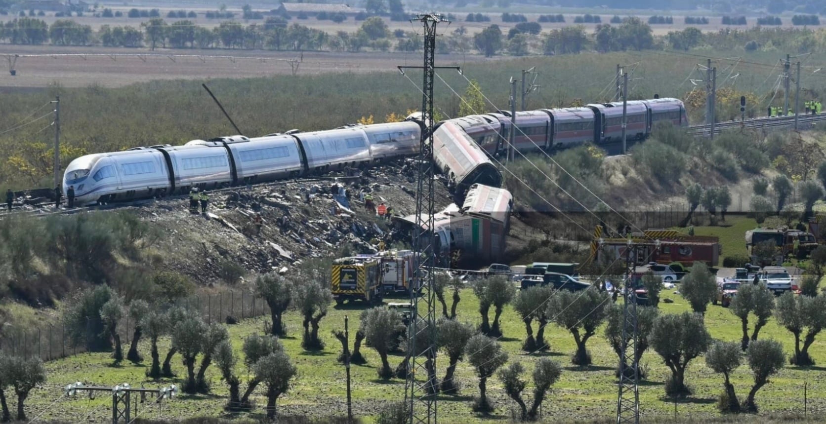 Trágico choque entre dos trenes de alta velocidad en España: el reporte