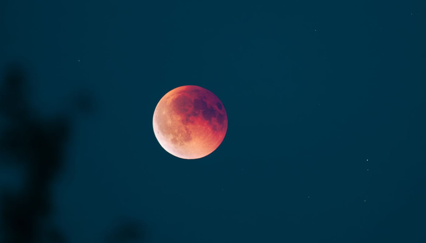 El fenómeno coincidirá con la Luna llena de agosto y aproximadamente el 93% de la Luna quedará cubierta por la sombra terrestre. (Foto: Pexels)