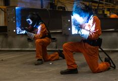 Empleo en EE.UU. registra mayor avance desde mayo, pero hay un punto débil