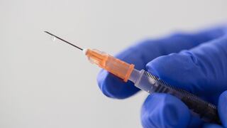 Seguridad de las vacunas contra el COVID es solo el comienzo