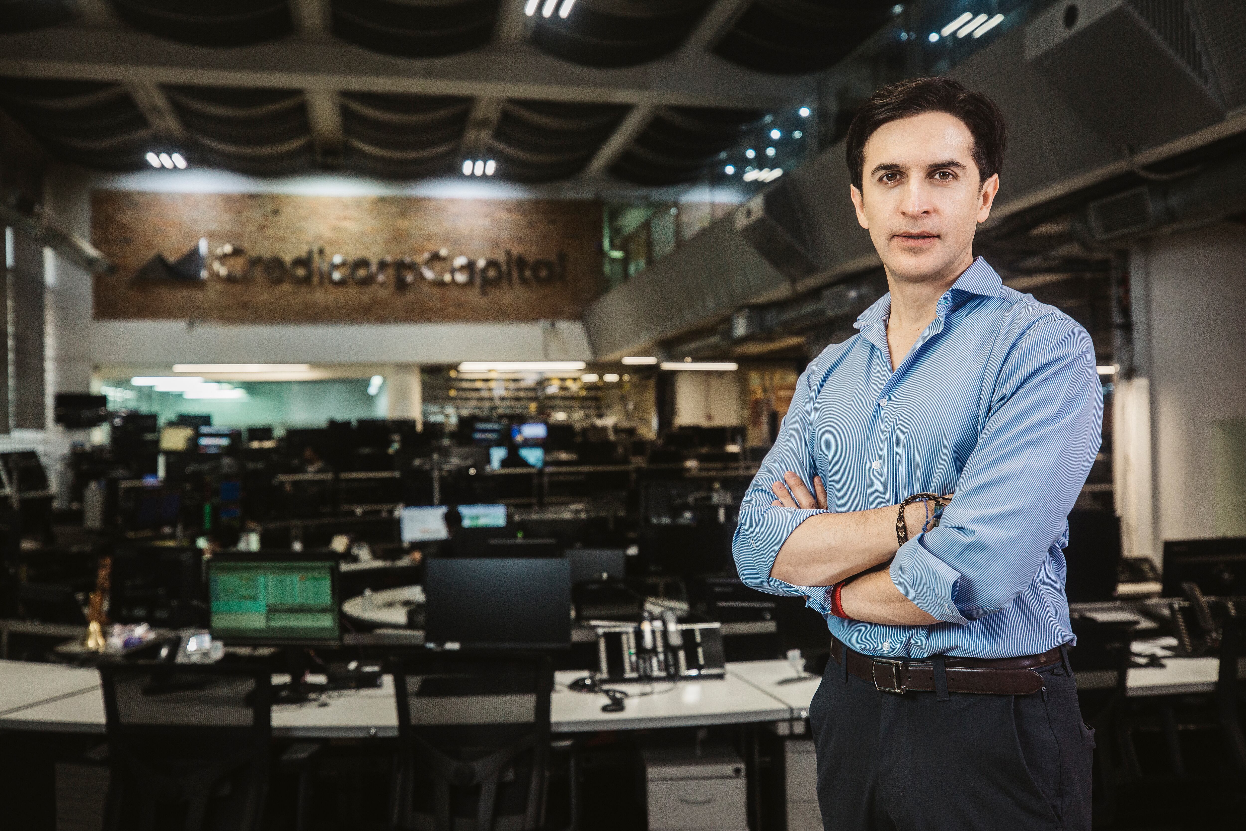 Peruanos y latinoamericanos en general prefieren tener sus capitales en Florida, detalla Juan Pablo Galán.