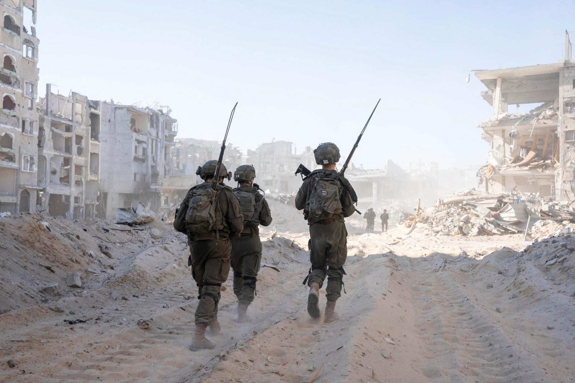 Desde que Israel intensifico a principios de agosto su cerco militar y los ataques con el norte de Gaza unas 2,300 personas han muerto, de acuerdo a cifras de la Defensa Civil del enclave palestino. (EFE/ Ejército israelí).