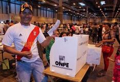 Aprueban dictamen que autoriza a peruanos residentes en el extranjero a votar con pasaporte