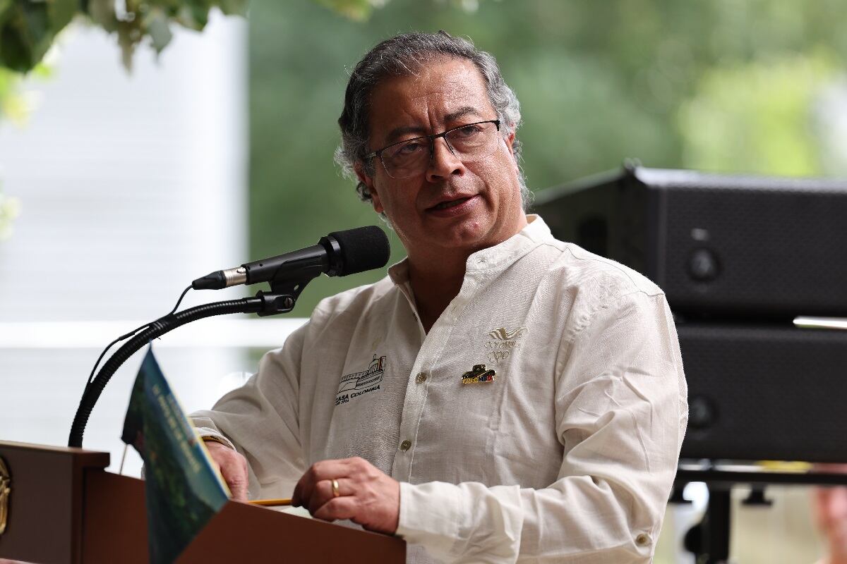 The Colombian president disavowes the entry of US planes with deportees The Colombian president disavowes the entry of US planes with deportees