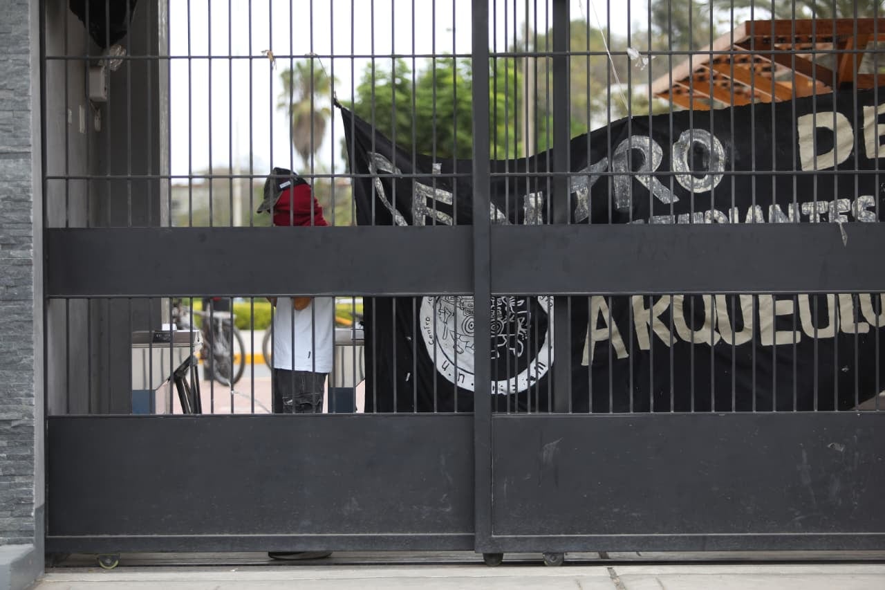 Estudiantes toman la Universidad Nacional Mayor de San Marcos en protesta contra ley de reelección de rectores. Foto: GEC