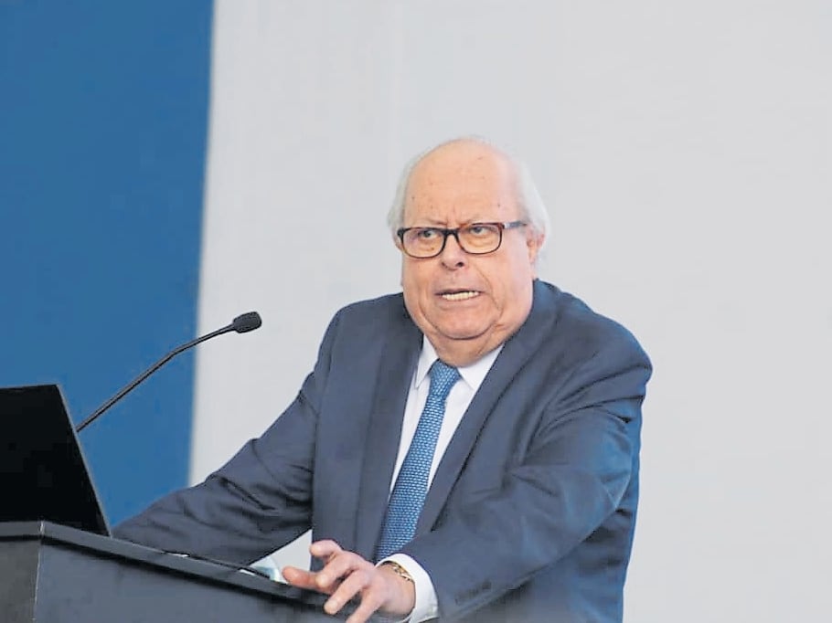 El reporte de inflación fue presentado por el presidente del BCRP, Julio Velarde, de manera virtual. Foto: GEC.