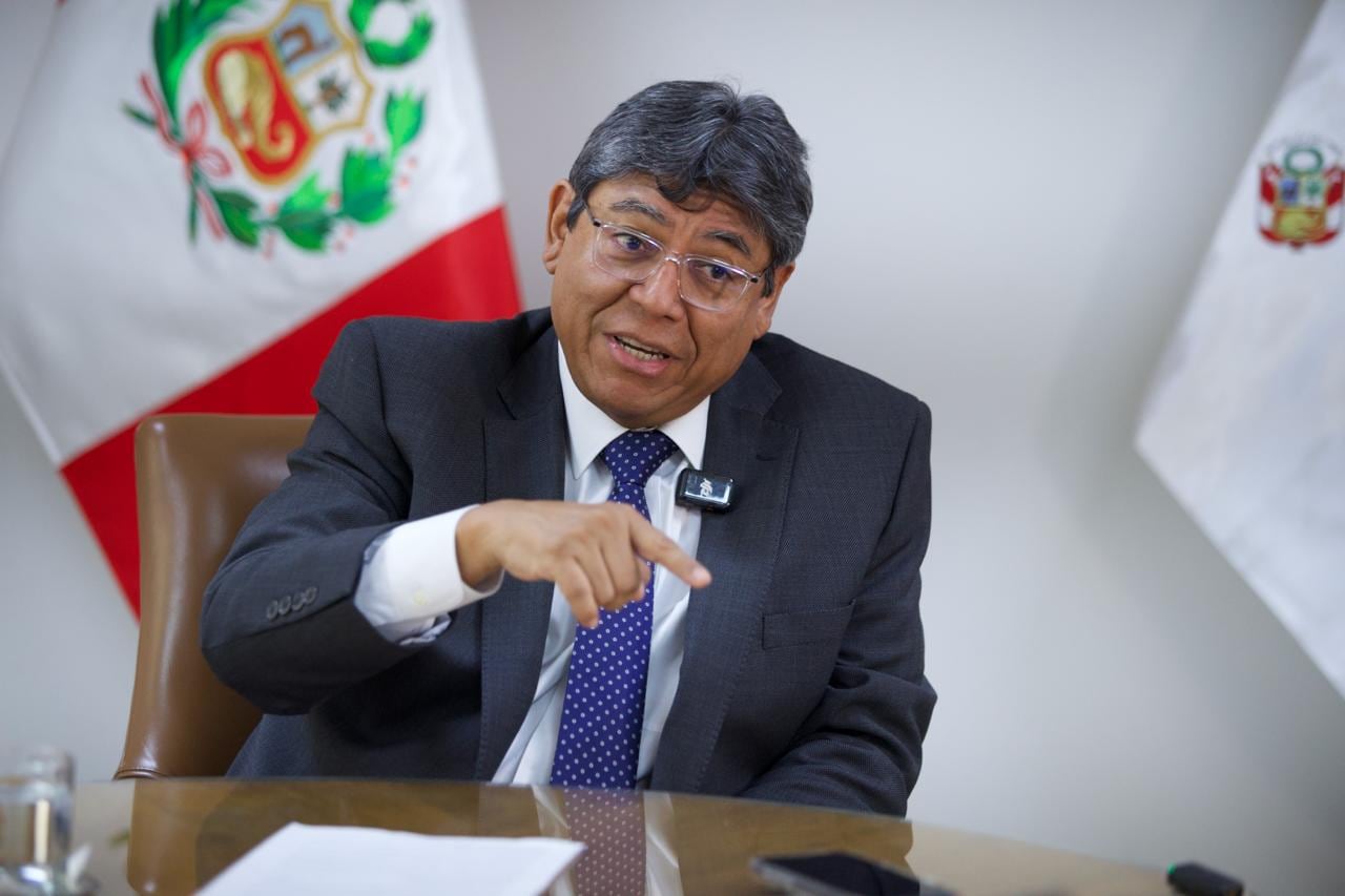 El ministro ha planteado una meta ambiciosa: que hacia el último tercio del Gobierno la economía crezca a tasas de 5% o 6%. (Foto: Hugo Perez / Diario El Comercio).