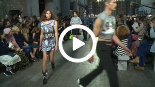 "Versus" la nueva apuesta de  Versace en la Semana de la Moda de Londres