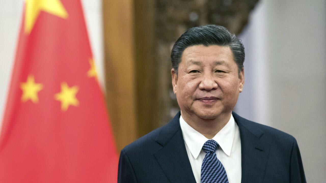El gobierno chino, del presidente Xi Jinping, mantiene su expectativa de crecer 5% este año, pero varias entidades financieras apuestan por menos. (Foto: EFE).
