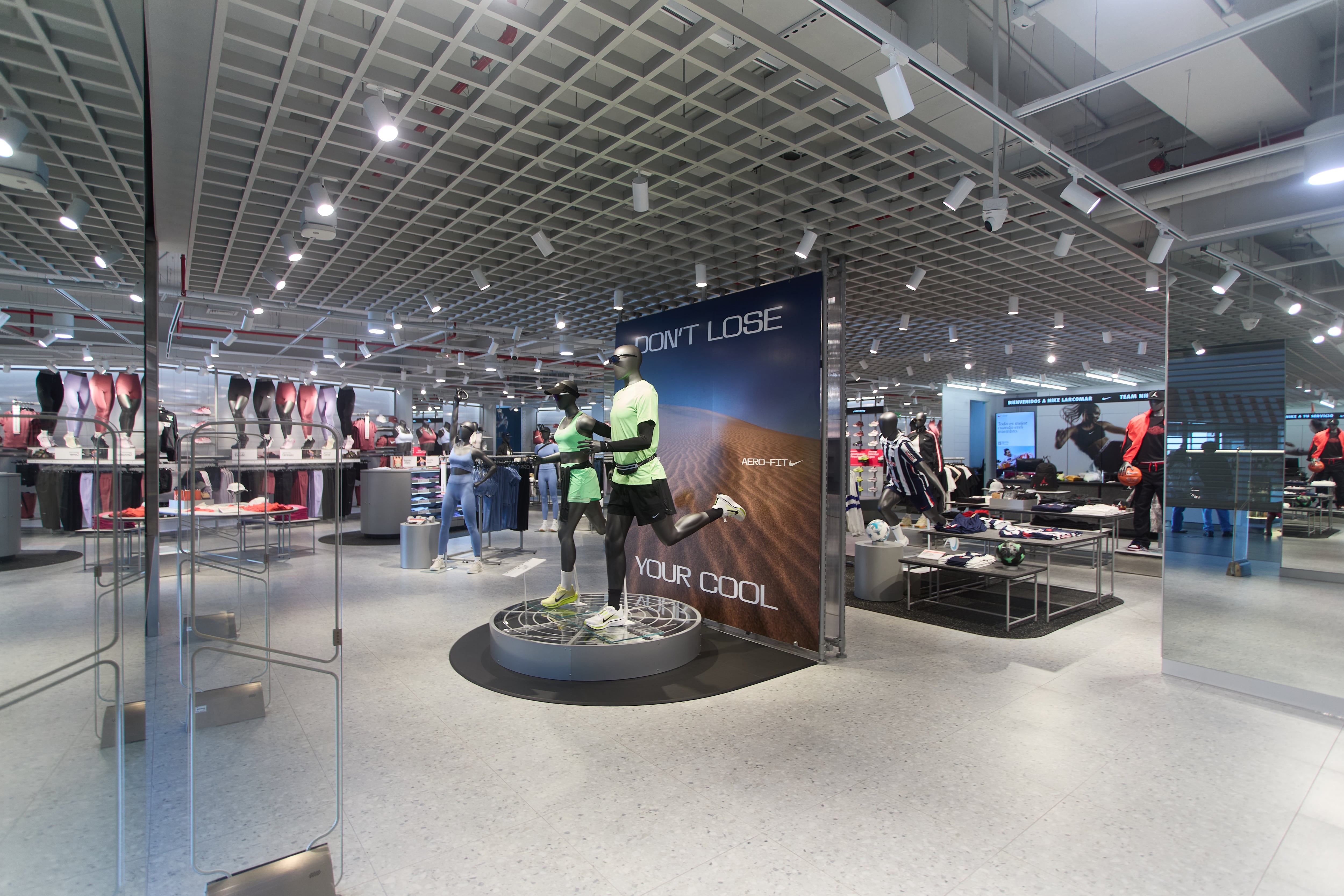 Nike reabre su tienda en Larcomar bajo el formato Rise: ¿qué novedades suma a su portafolio?