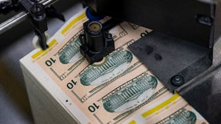 Dólar se dirige a su peor año desde 2017, ¿por qué se prevén más caídas?