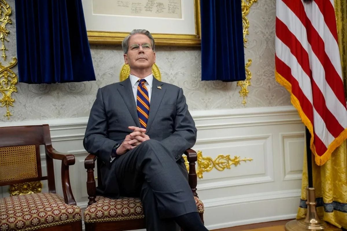 Los aranceles globales del 15% que prometió el presidente Donald Trump comenzarán a entrar en vigor en los próximos días, informó el secretario del Tesoro, Scott Bessent. Foto: EFE.