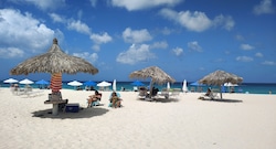 Aruba pone a Perú en el mapa de hubs que se disputan el Caribe: ¿sostenible o estacional?