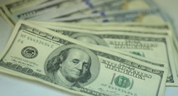 Dólar se dispara a S/ 3.52 por angustia electoral, ¿cómo se moverá hasta segunda vuelta?