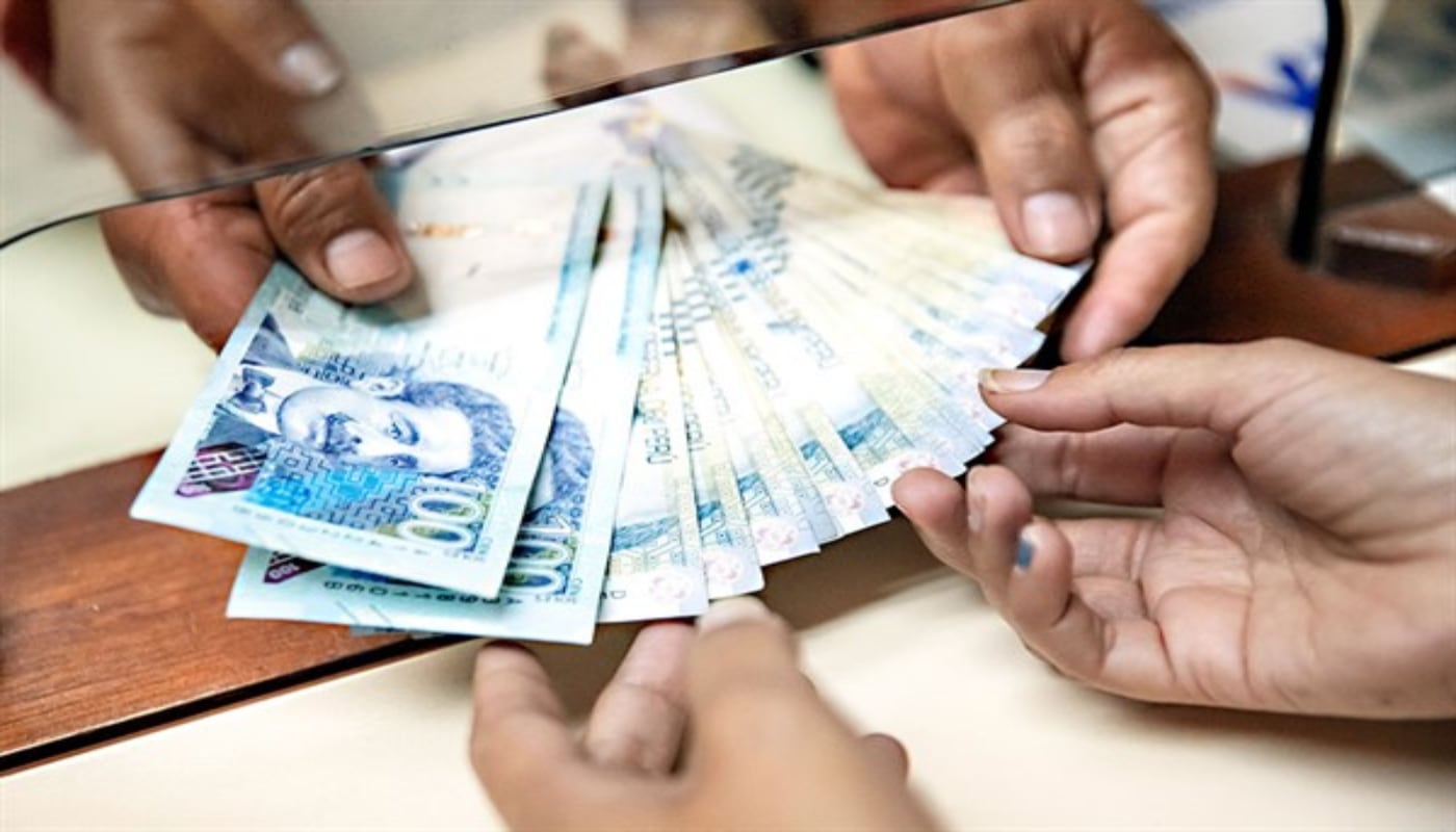 Los trabajadores de mypes tienen derechos específicos a gratificaciones y vacaciones según su categoría y registro. Foto: El Peruano