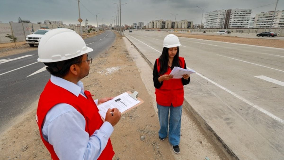 El organismo de control advirtió riesgos en proyectos de la MML, VMT y Punta Hermosa financiados con recursos del Foncomun. Foto: Controlaría.