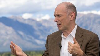 Jefe de la Fed de Chicago prevé “muchos más” recortes de tasas el próximo año