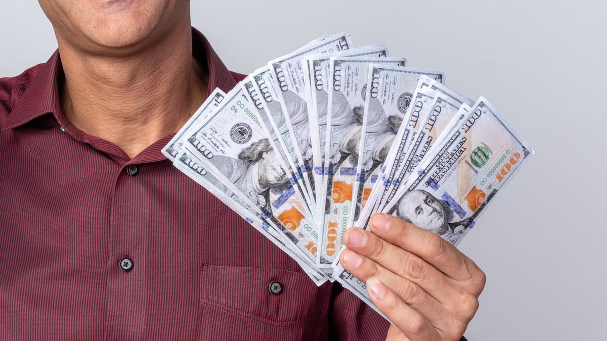 Desde Seguro Social hasta ayudas estatales: 3 cheques que llegan en septiembre y cómo calificar