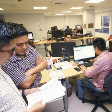 ¿Por qué los trabajadores CAS no recibirán la gratificación completa este año? (Foto: Andina)