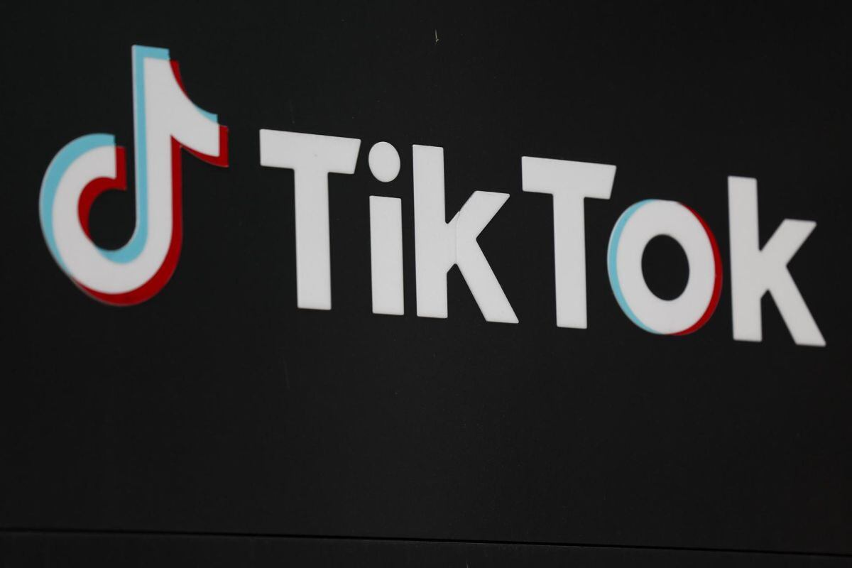 Matriz china de TikTok acuerda vender su filial en EEUU a inversores locales, según medios