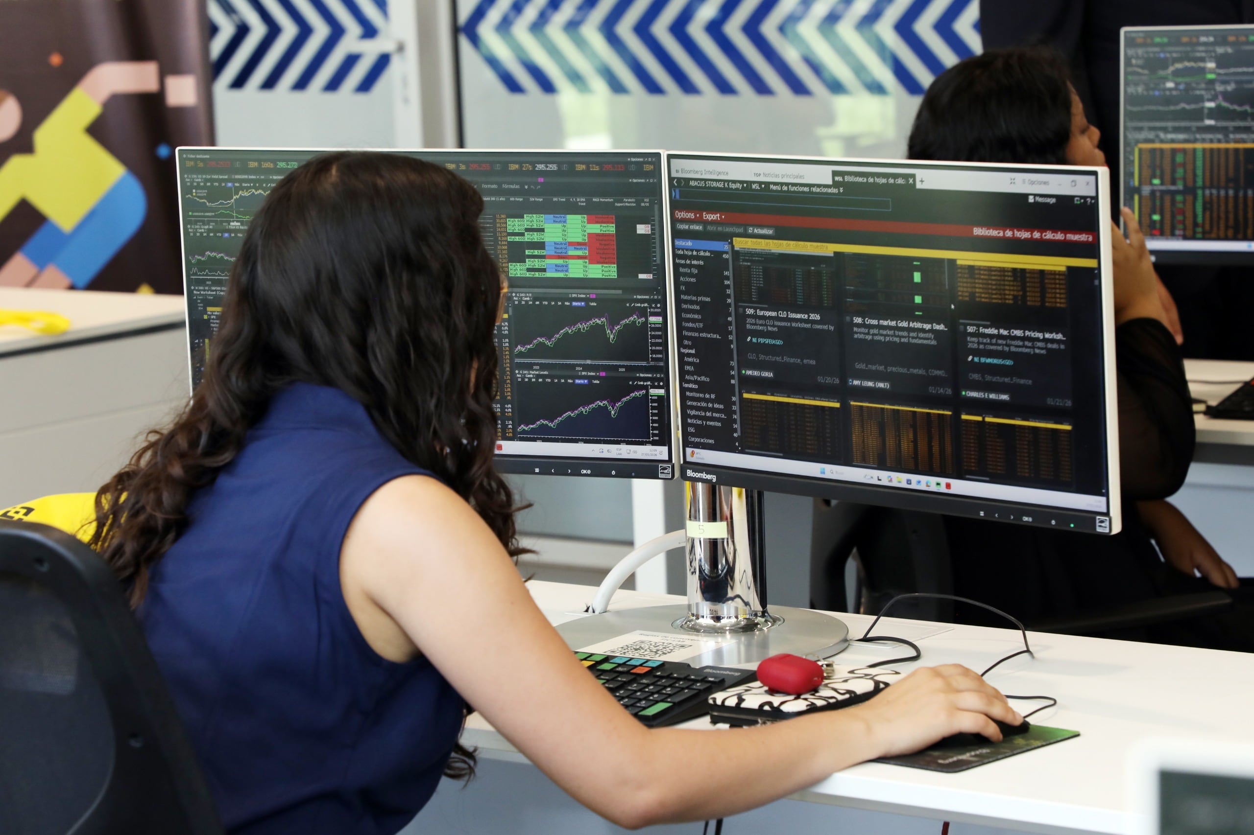 Las personas usan la IA como motores de respuesta. (Foto: USIL)