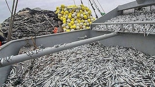 La flota española denuncia la colaboración pesquera de Noruega con Rusia