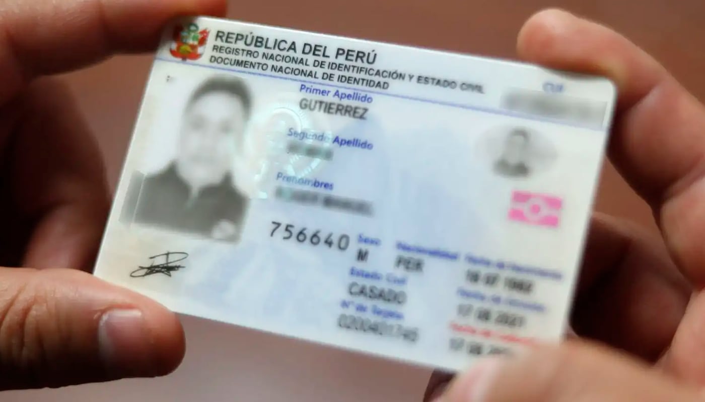 El DNI vencido será válido únicamente para sufragar en las elecciones del 4 de octubre y no para realizar otros trámites que requieren un documento vigente. Foto: Andina.