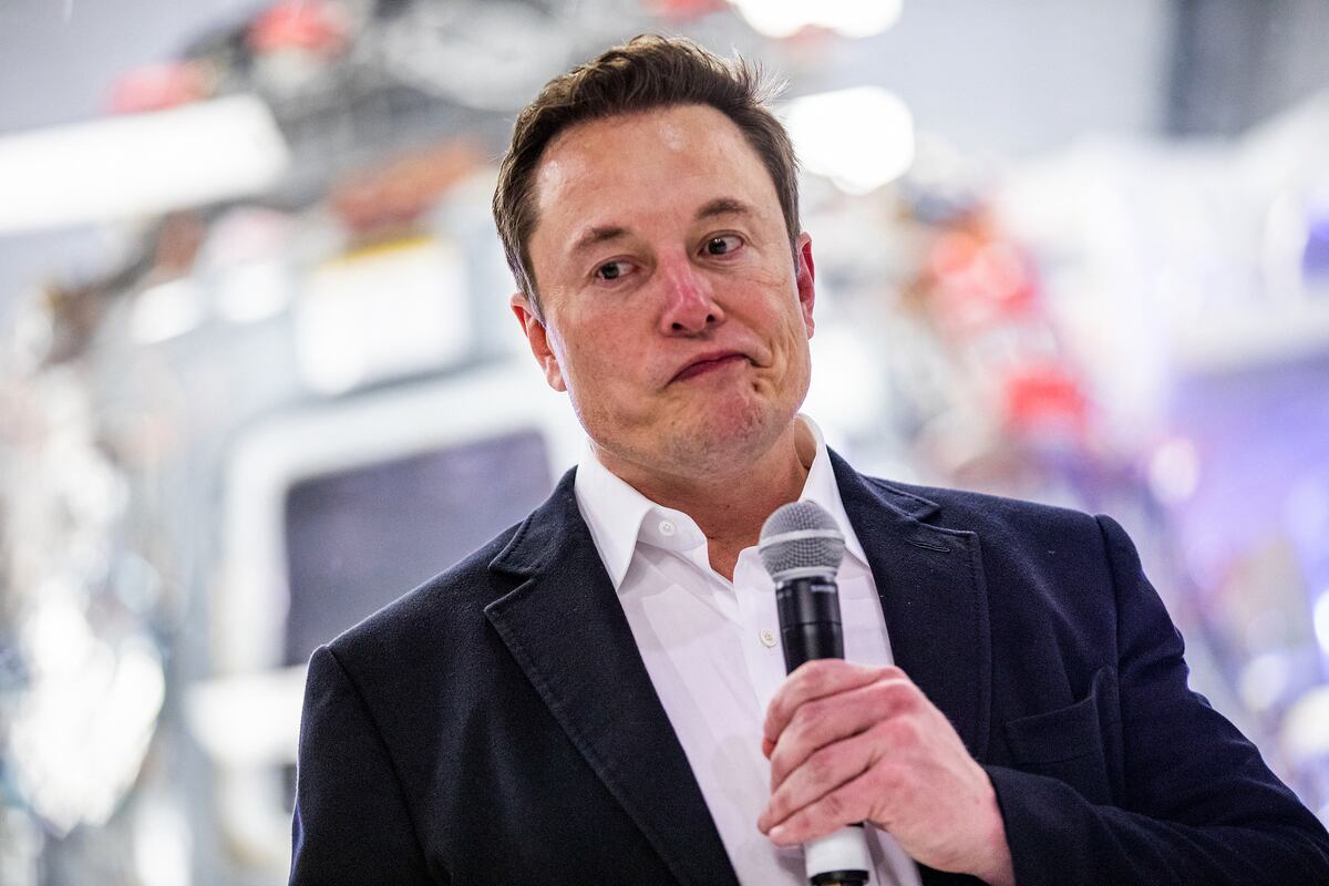 Musk procura abandonar su plan de comprar Twitter por US$ 44,000 millones y evitar el pago de las tasas de rescisión del negocio.