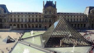 Louvre extrae el perfume a sus obras