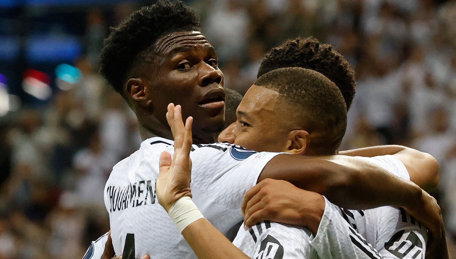 Kyliam Mbappé y Federico Valverde anotaron para la victoria del Real Madrid ante Atalanta por la Supercopa de Eurocopa en Varsovia. (Foto: AFP)